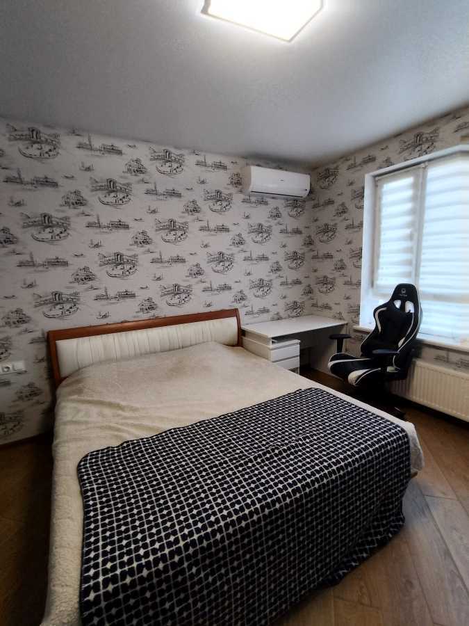 Продаж 2-кімнатної квартири 50 м², Шолуденка вул., 1А