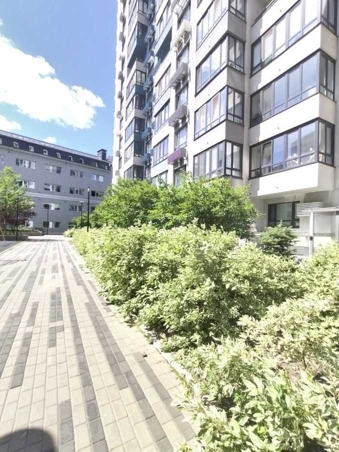 Продаж 2-кімнатної квартири 50 м², Шолуденка вул., 1А