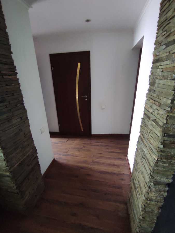 Продажа 3-комнатной квартиры 73 м², Александра Поля просп., 42
