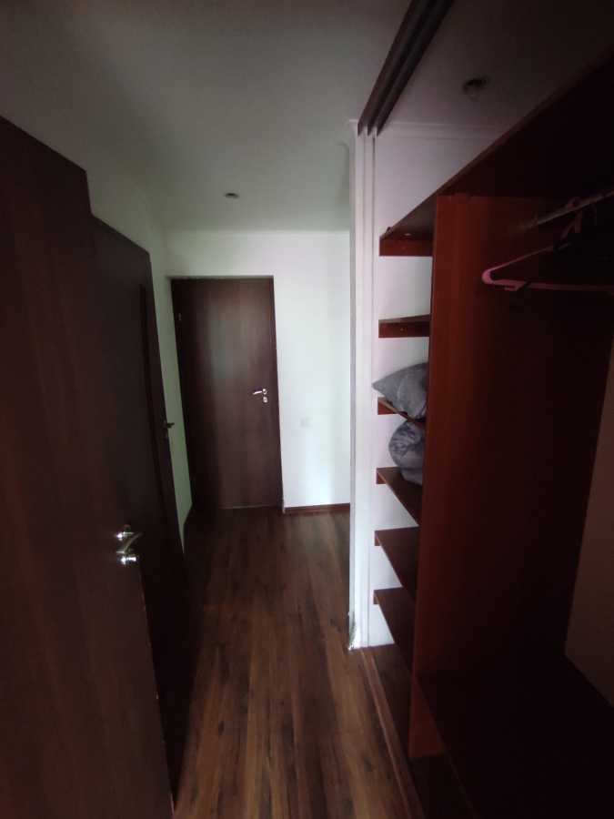 Продажа 3-комнатной квартиры 73 м², Александра Поля просп., 42