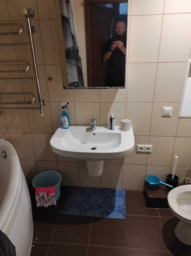 Продажа 3-комнатной квартиры 73 м², Александра Поля просп., 42