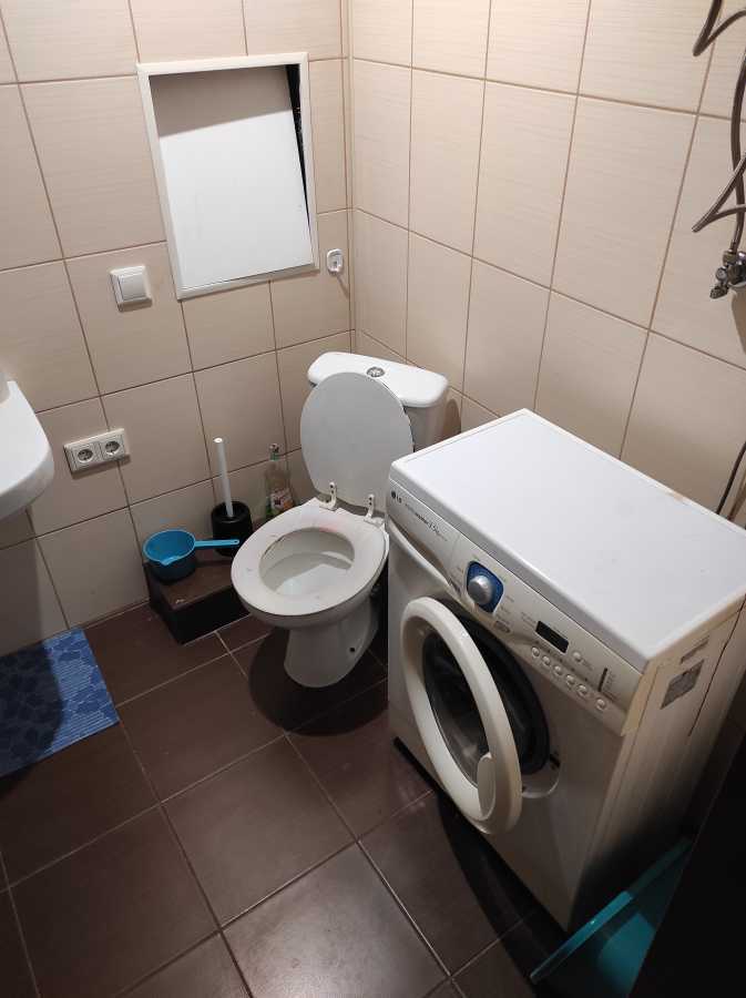 Продажа 3-комнатной квартиры 73 м², Александра Поля просп., 42