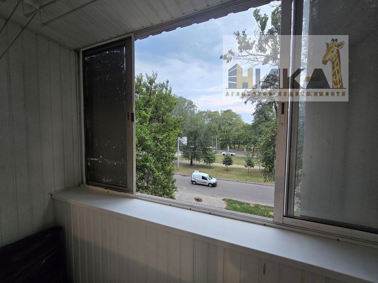 Продаж 1-кімнатної квартири 29 м², Металургів просп.