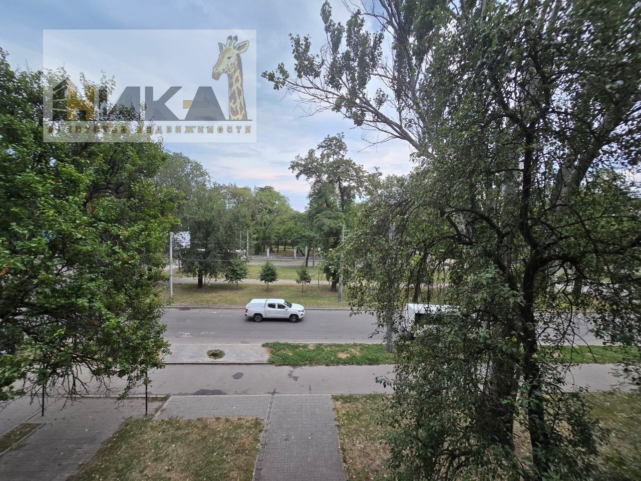 Продаж 1-кімнатної квартири 29 м², Металургів просп.