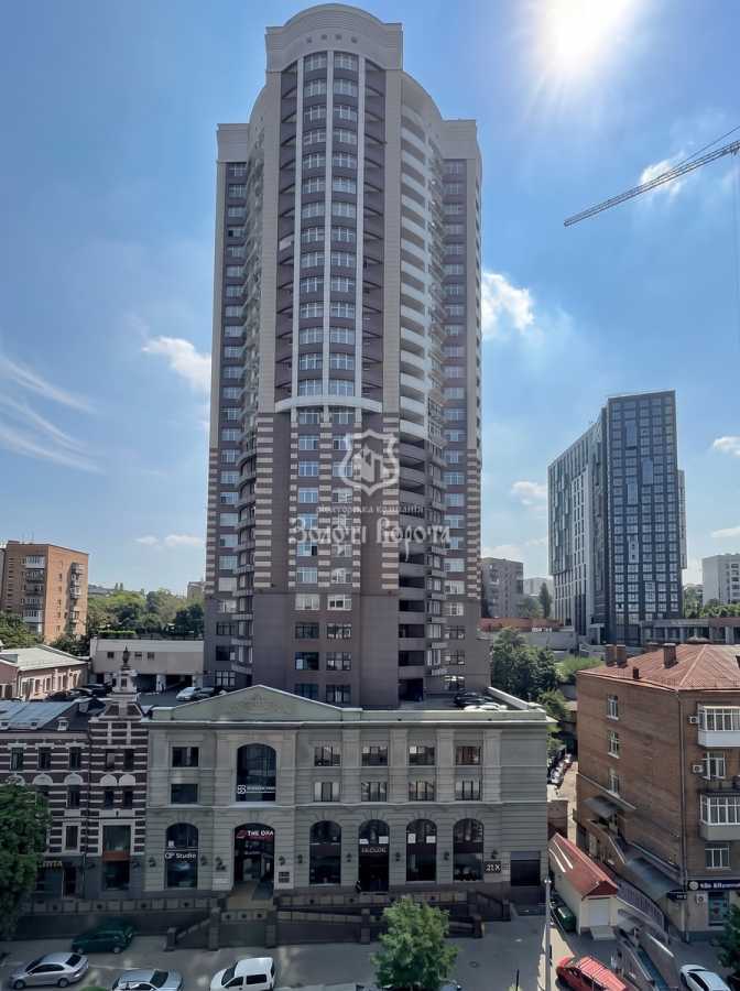Продажа 1-комнатной квартиры 45 м², Глубочицкая ул., 25/15