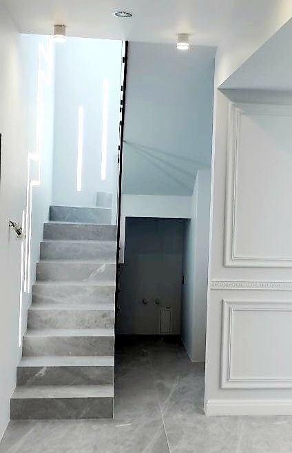 Продажа 2-уровневой квартиры 160 м², Новгородская ул., 46