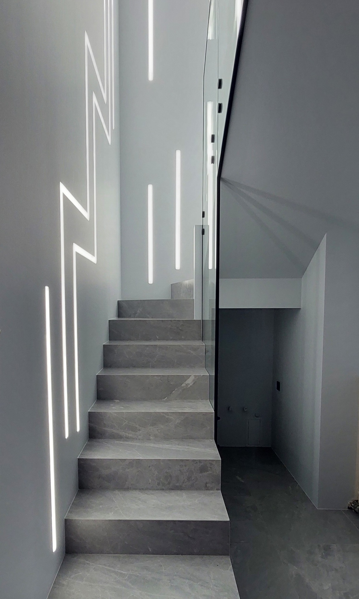Продажа 2-уровневой квартиры 160 м², Новгородская ул., 46