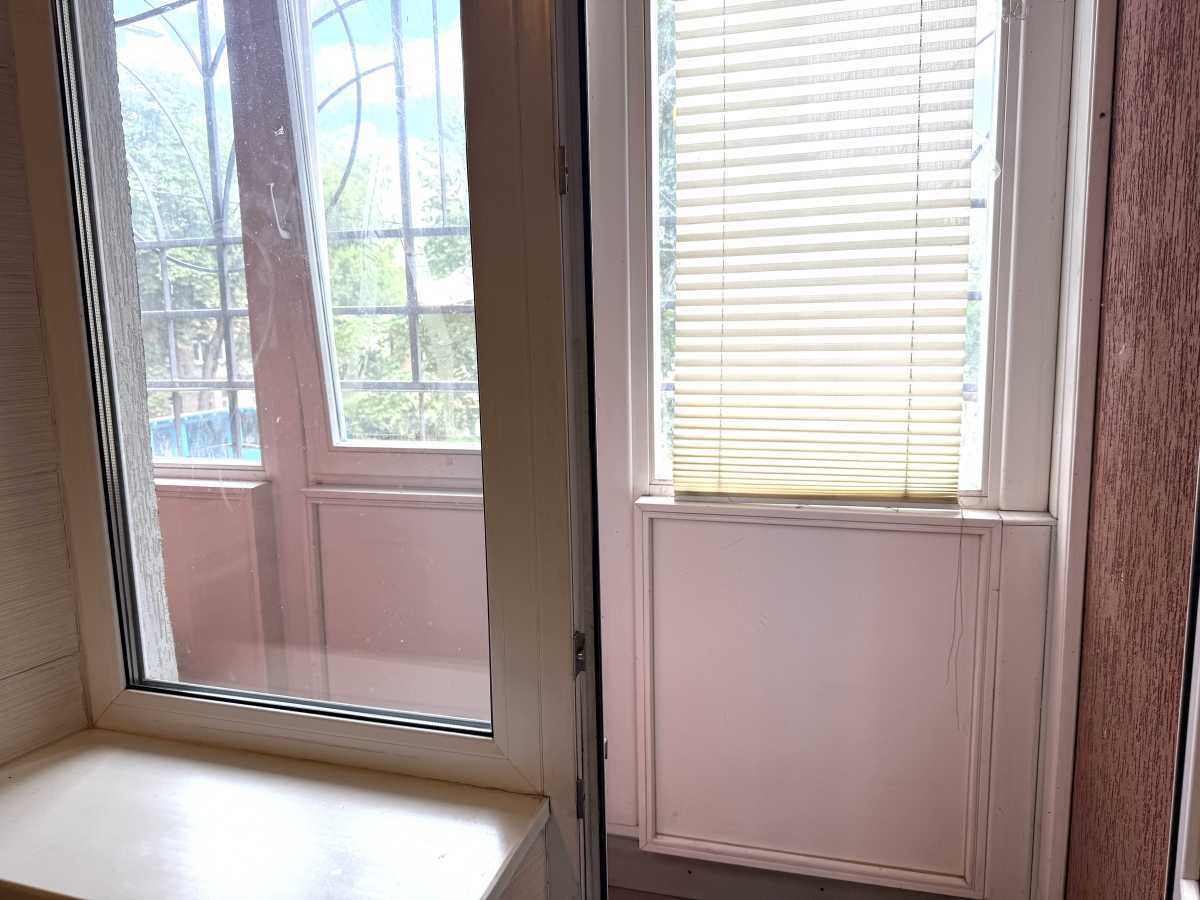 Продаж 2-кімнатної квартири 52 м², Сирецька вул., 32