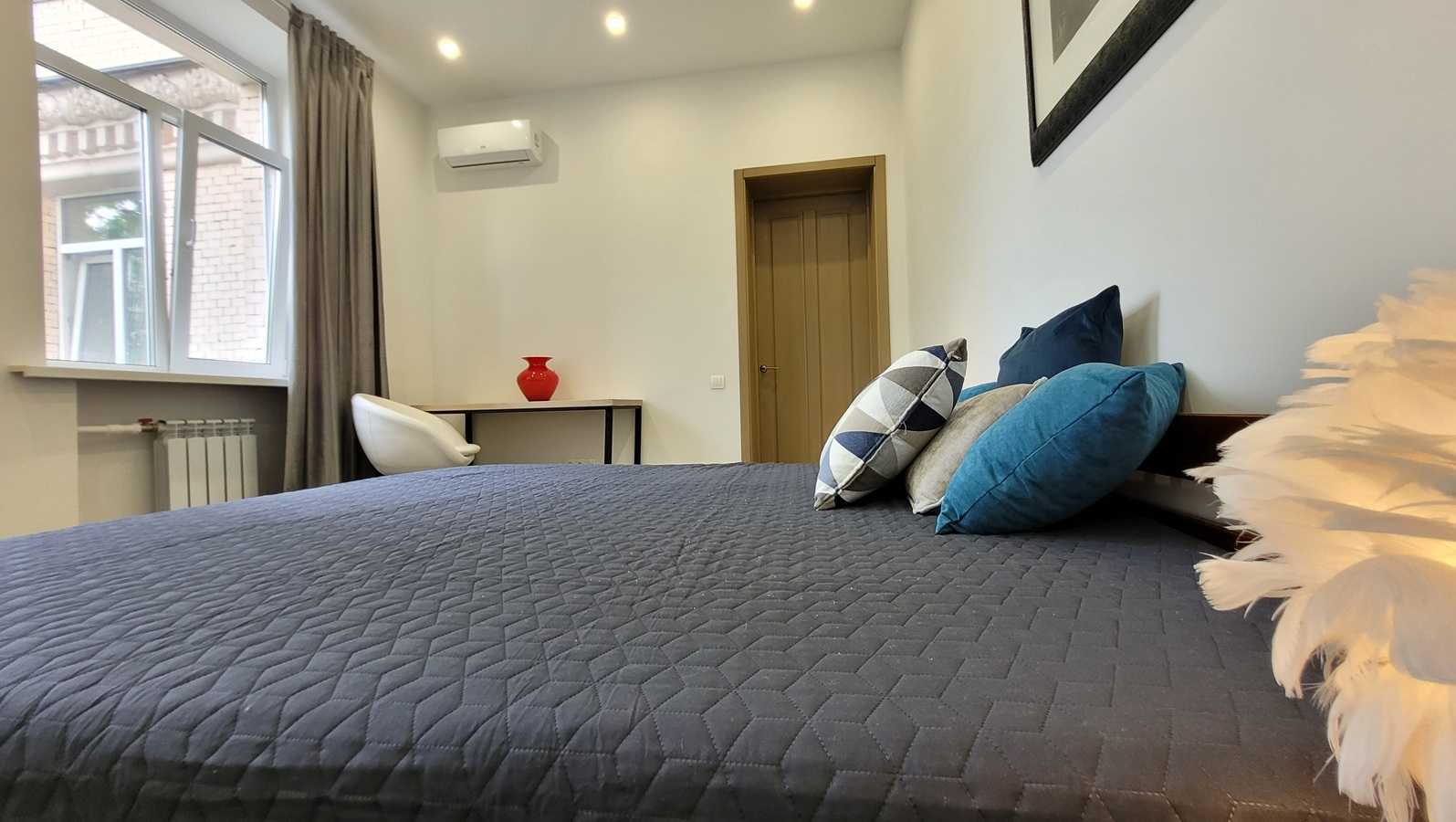 Аренда 2-комнатной квартиры 55.3 м², Шелковичная ул., 13/2