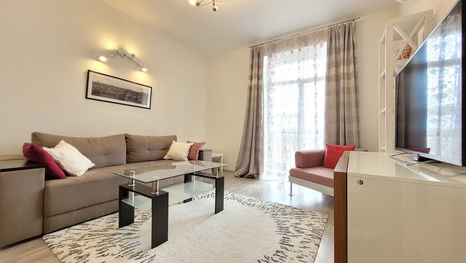 Аренда 2-комнатной квартиры 55.3 м², Шелковичная ул., 13/2