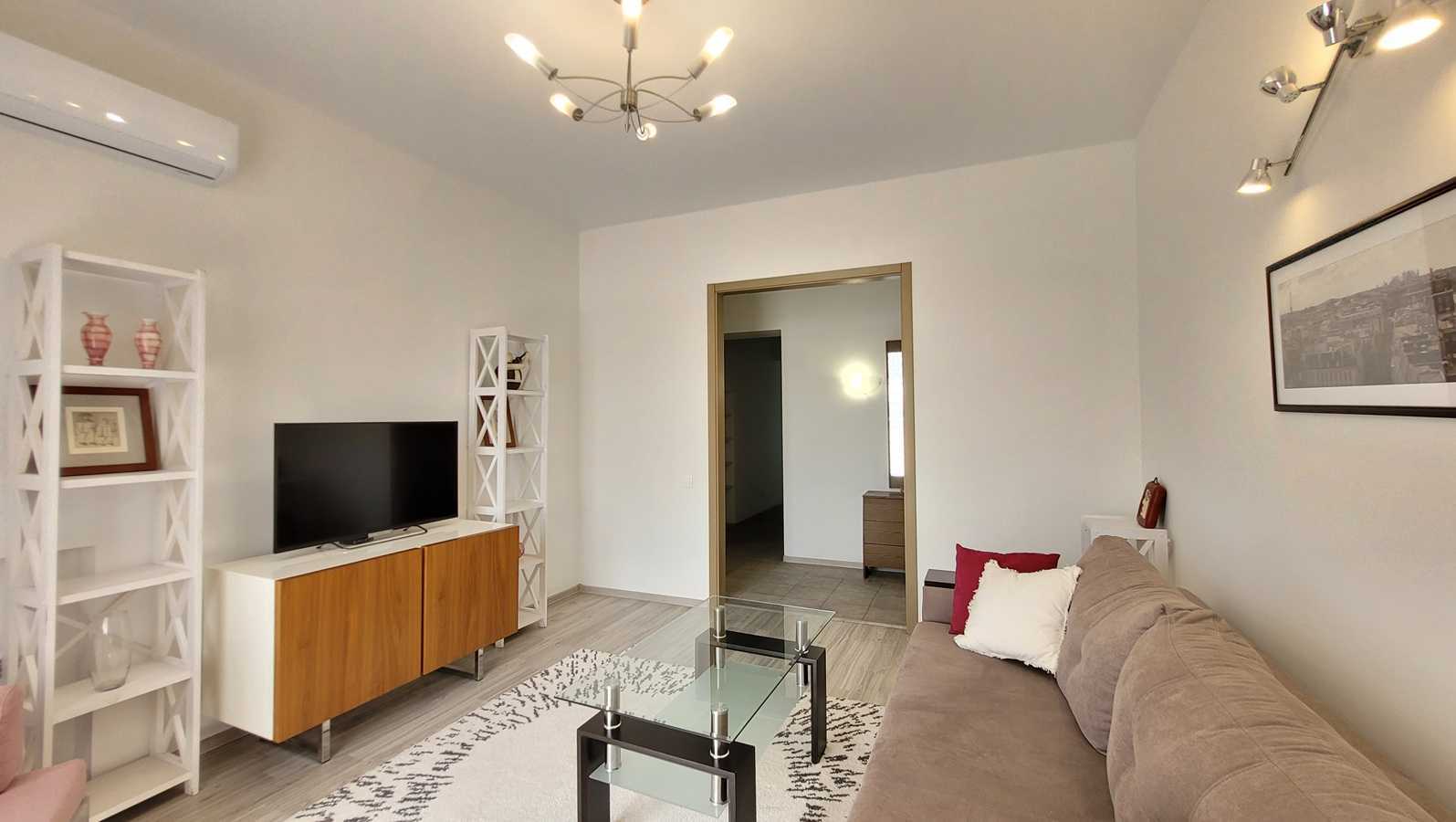 Аренда 2-комнатной квартиры 55.3 м², Шелковичная ул., 13/2