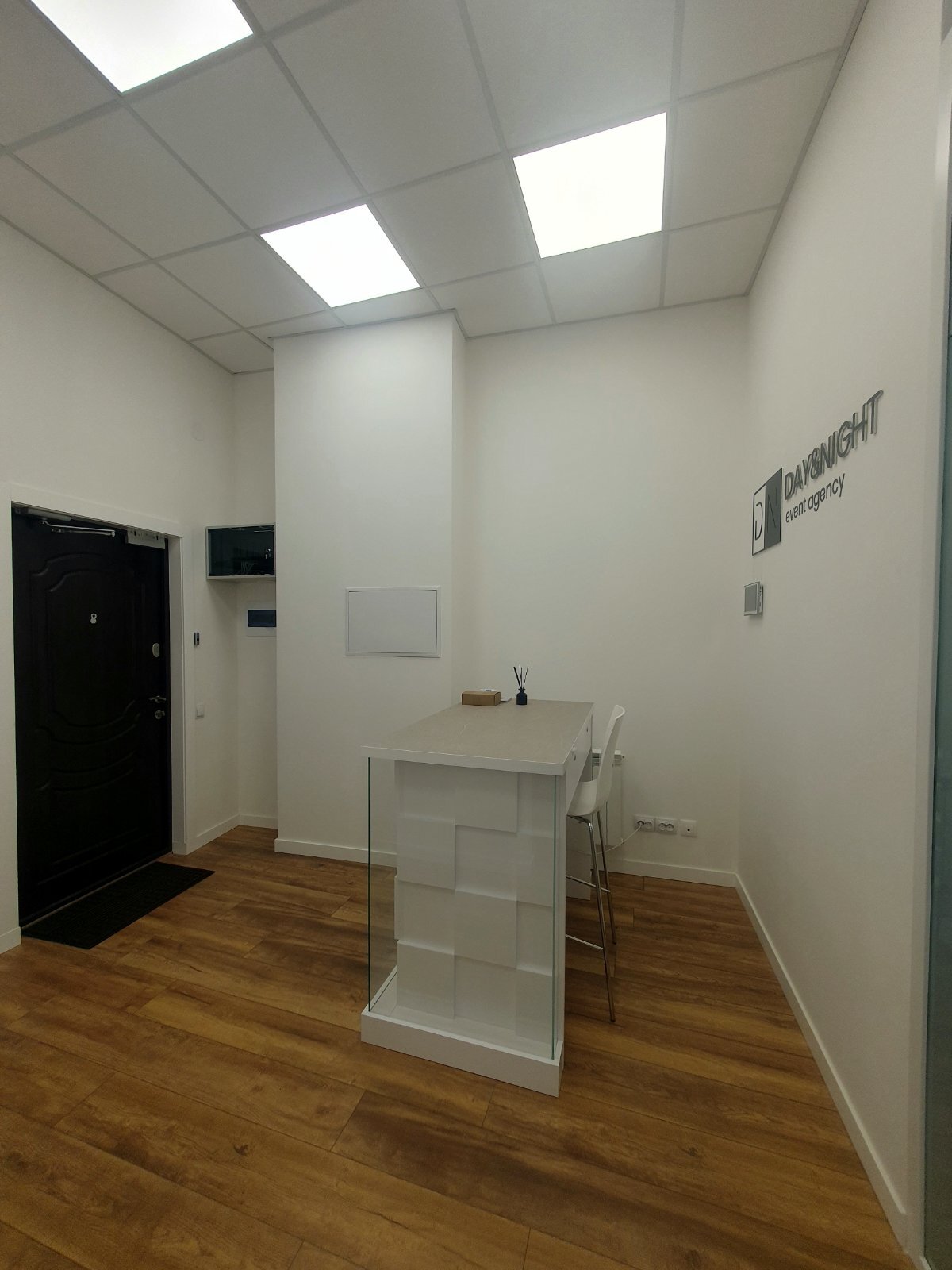 Аренда офиса 75 м², Константиновская ул.