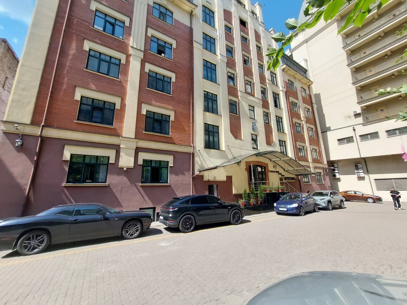 Аренда офиса 327 м², Игоревская ул.