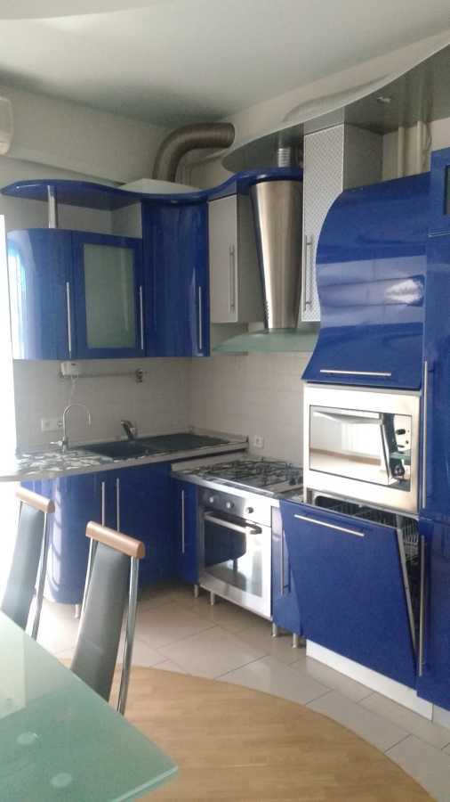 Аренда 3-комнатной квартиры 110 м², Ярославов Вал ул., 19