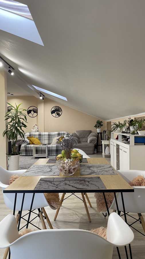 Продаж 3-кімнатної квартири 118.6 м², Січових Стрільців вул., 2/3