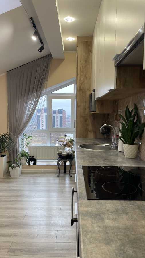 Продаж 3-кімнатної квартири 118.6 м², Січових Стрільців вул., 2/3