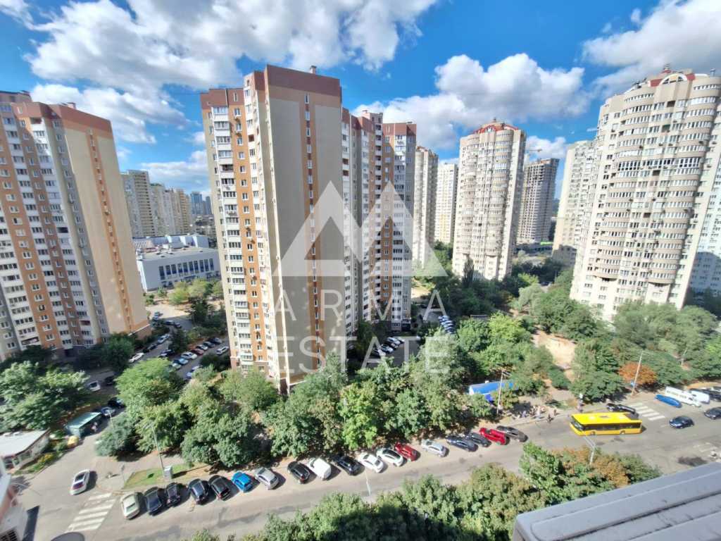 Оренда 1-кімнатної квартири 41 м², Урлівська вул., 36