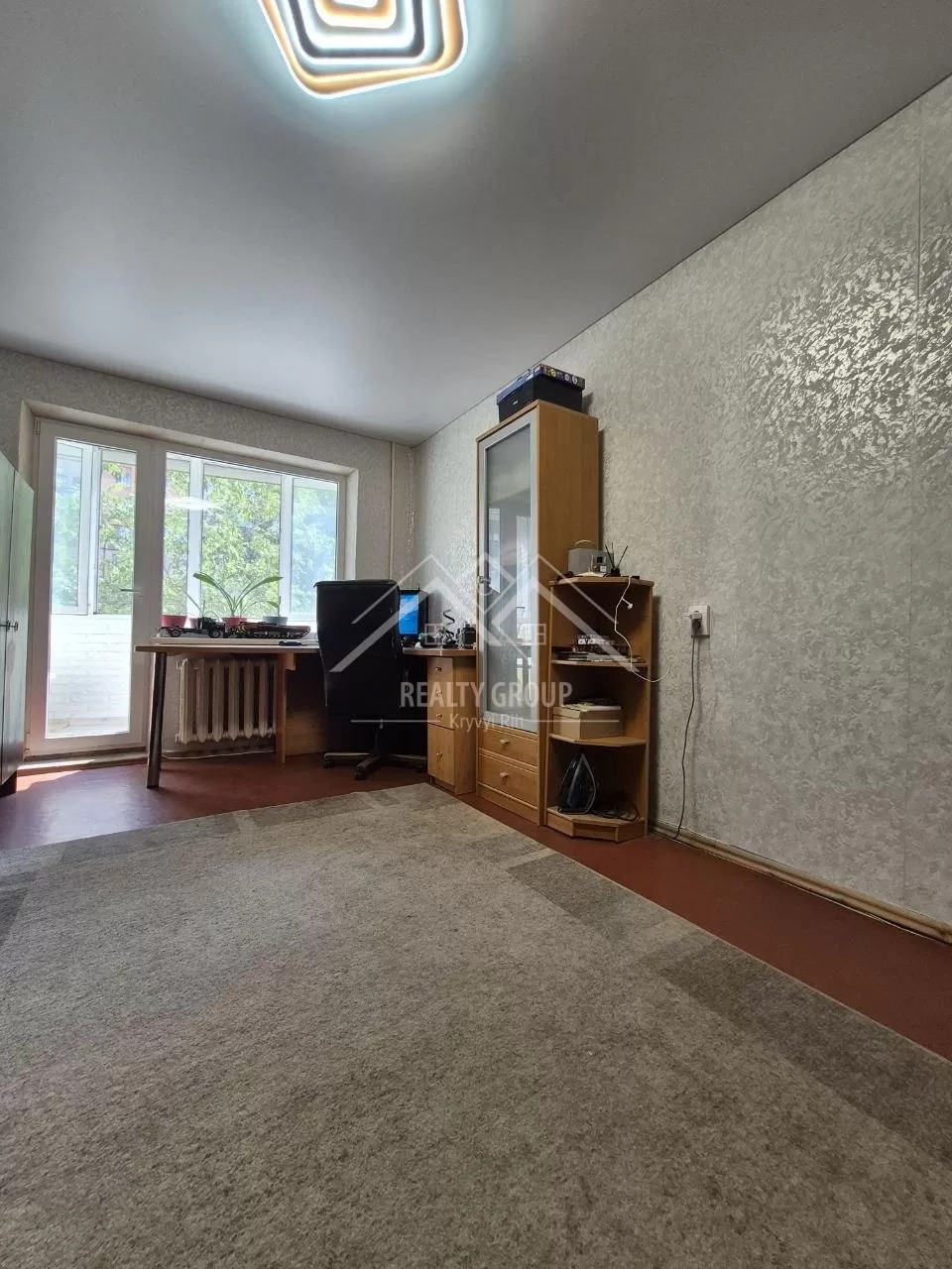 Продажа 2-комнатной квартиры 48 м², Солнечный мркн. ул.