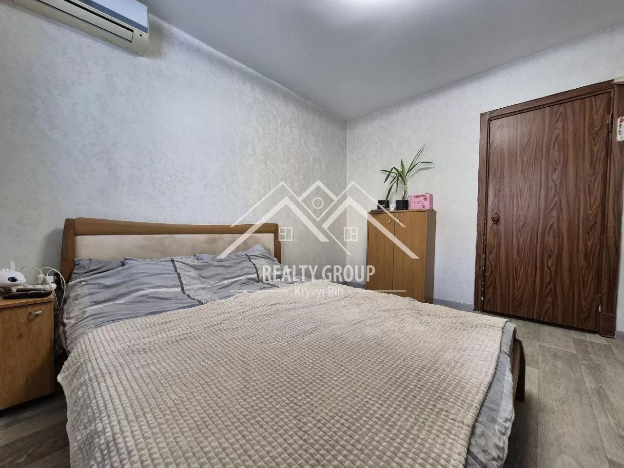 Продажа 2-комнатной квартиры 48 м², Солнечный мркн. ул.
