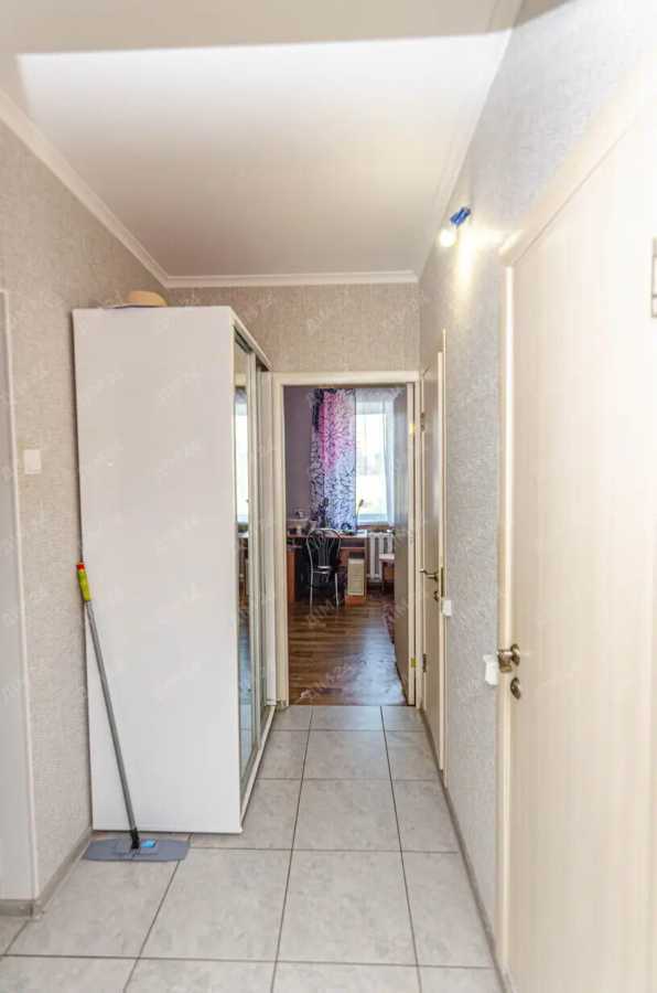 Продажа 3-комнатной квартиры 68 м², Курчатова ул., 13