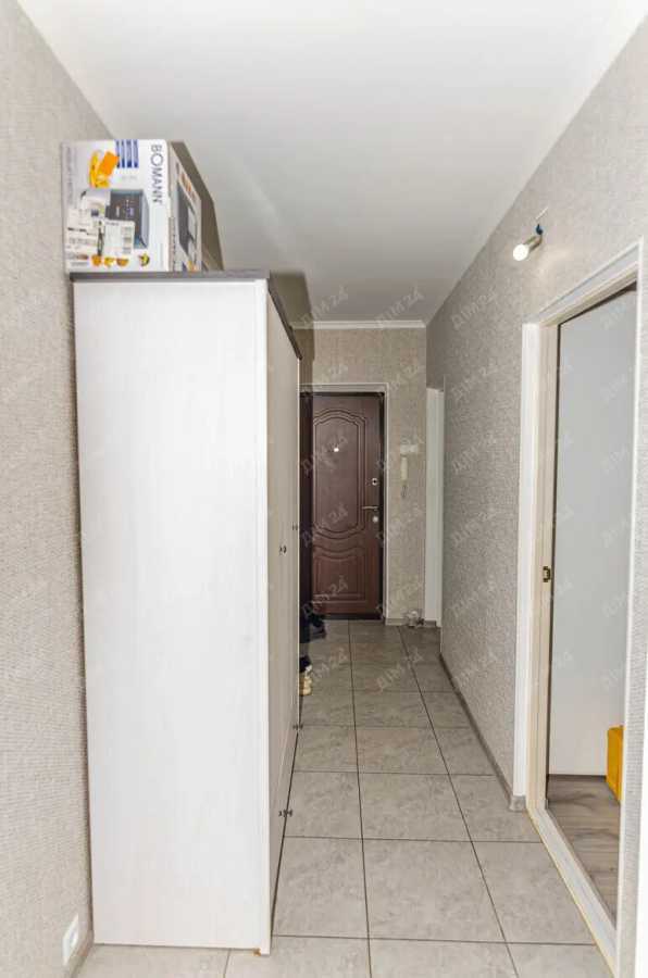 Продажа 3-комнатной квартиры 68 м², Курчатова ул., 13
