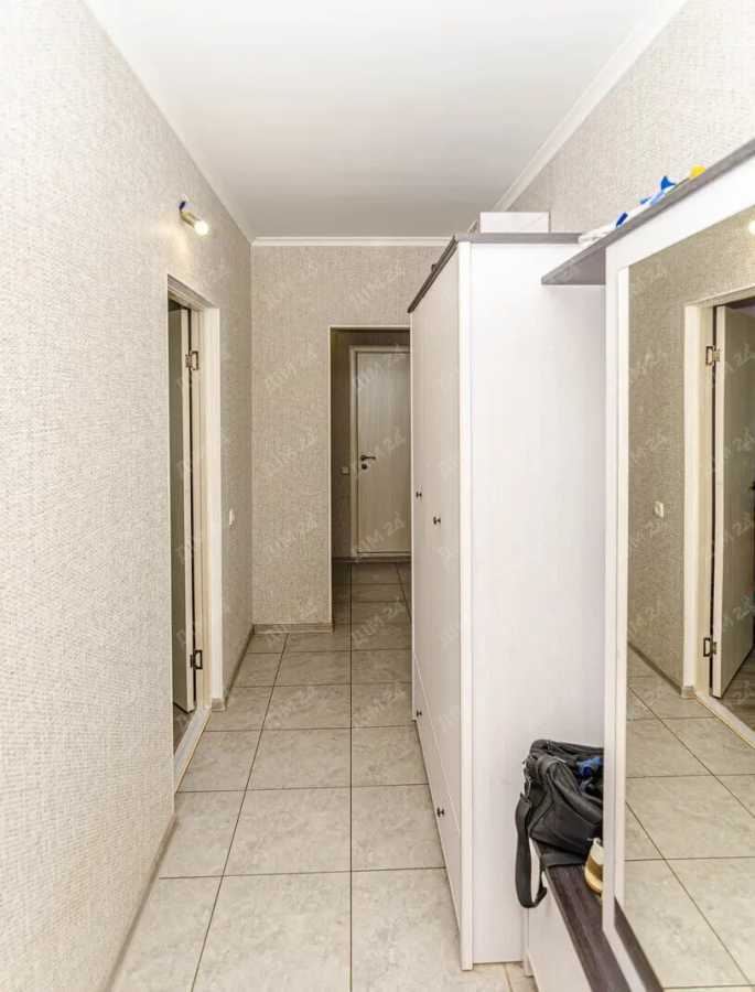 Продажа 3-комнатной квартиры 68 м², Курчатова ул., 13
