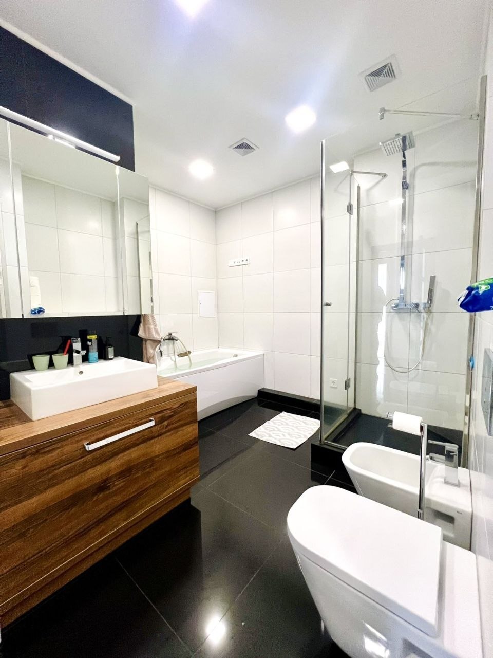 Аренда 4-комнатной квартиры 175 м², Гагарина просп.