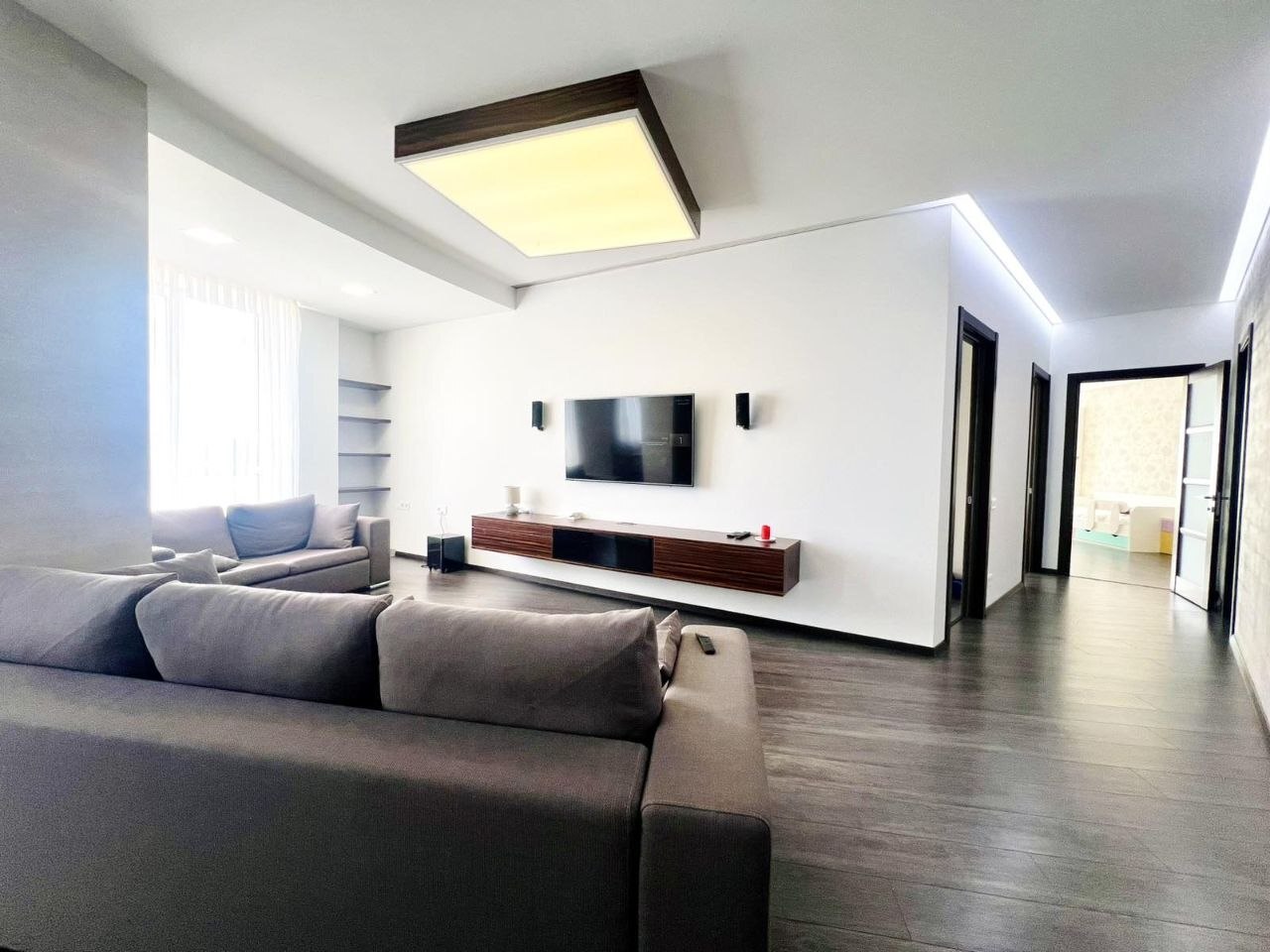Аренда 4-комнатной квартиры 175 м², Гагарина просп.