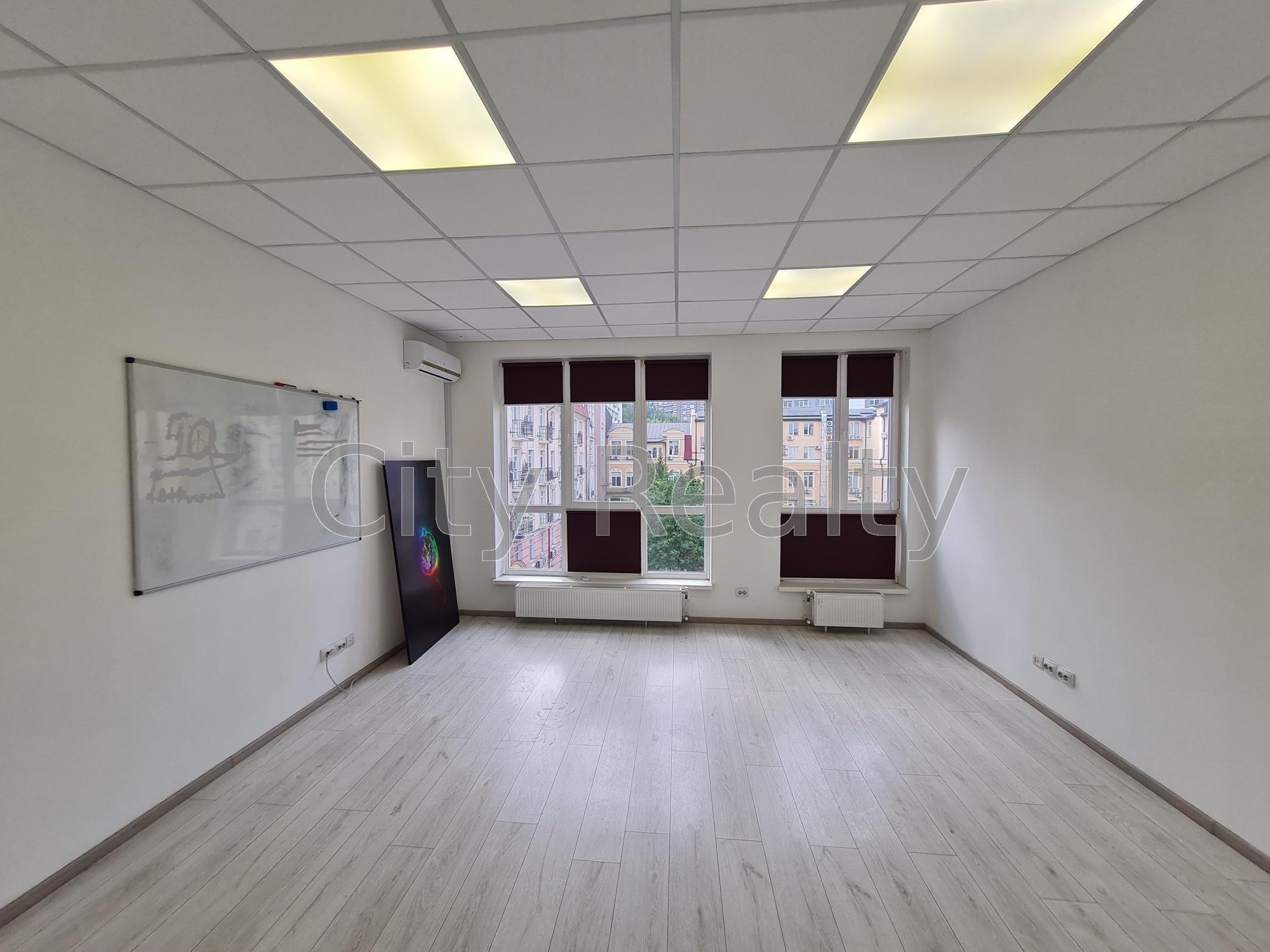 Аренда офиса 111 м², Глубочицкая ул., 40
