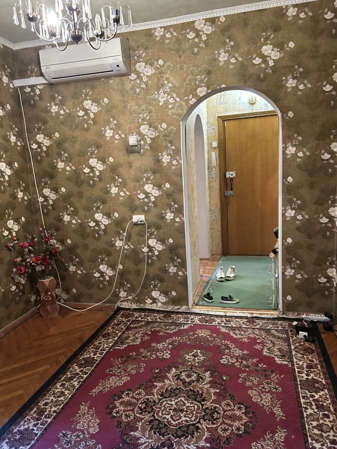 Продаж 3-кімнатної квартири 72 м², Олімпійська, 8а