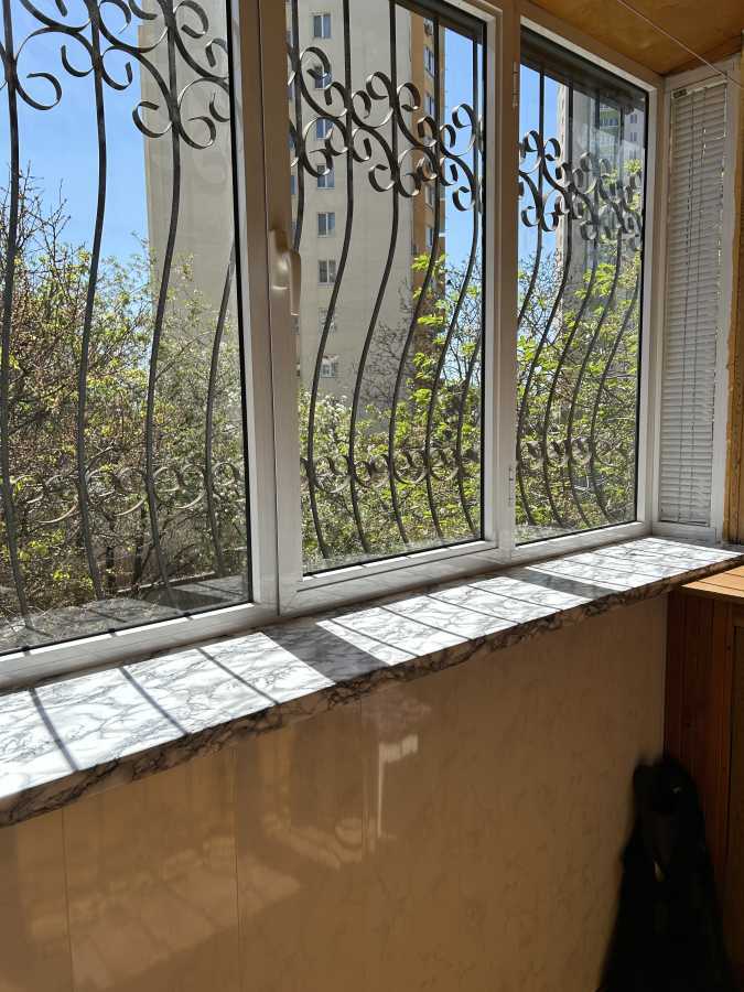 Продаж 3-кімнатної квартири 72 м², Олімпійська, 8а