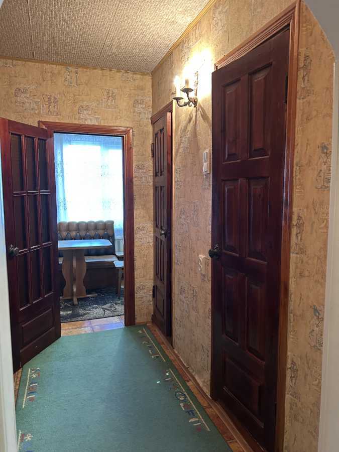 Продаж 3-кімнатної квартири 72 м², Олімпійська, 8а