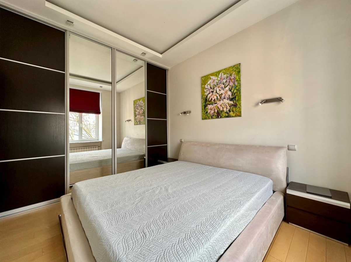 Продаж 3-кімнатної квартири 93.6 м², Князів Острозьких, 5/2Б