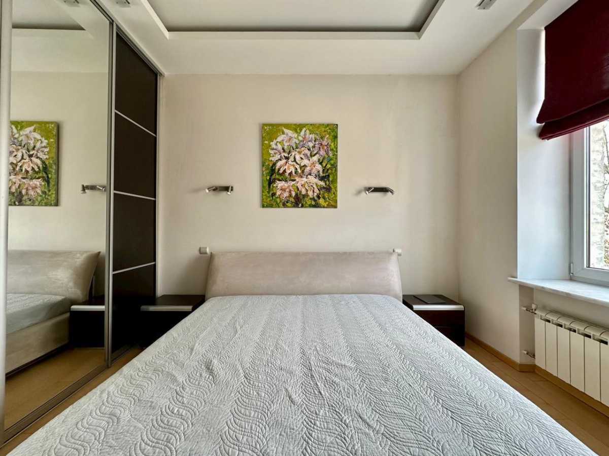 Продаж 3-кімнатної квартири 93.6 м², Князів Острозьких, 5/2Б