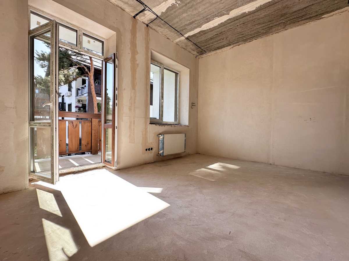 Продаж 1-кімнатної квартири 42 м², Підлісна вул., 27