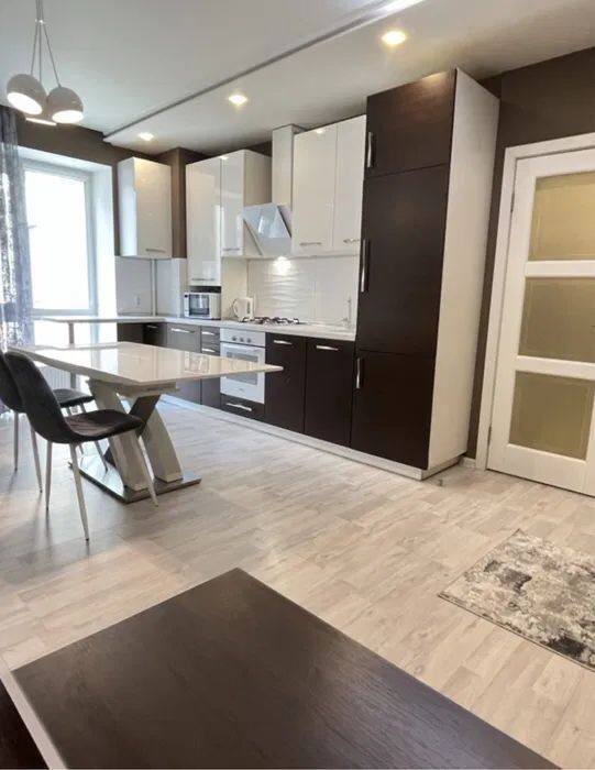 Оренда 1-кімнатної квартири 38 м², Василя Жуковського вул.