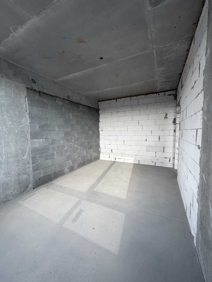 Продажа 2-комнатной квартиры 75.8 м², Днепровская наб.