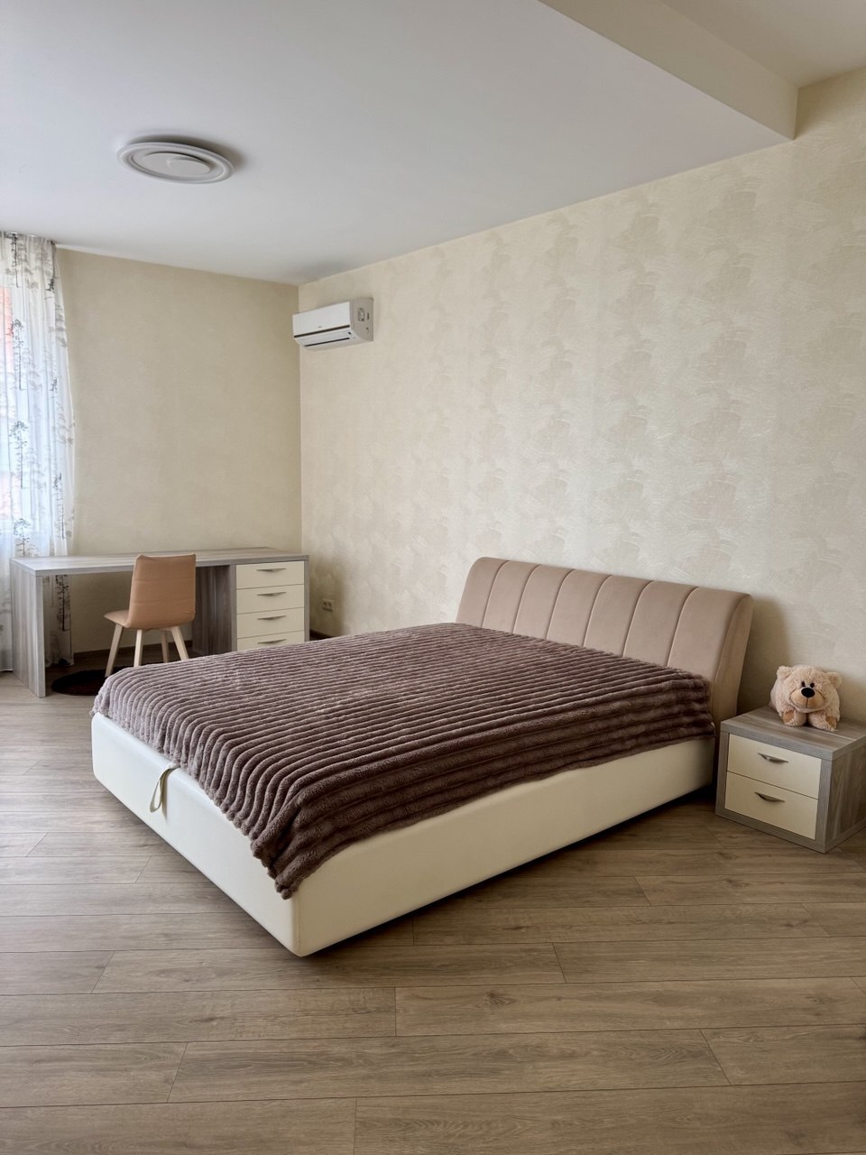 Оренда 2-кімнатної квартири 78 м², Ломоносова вул.