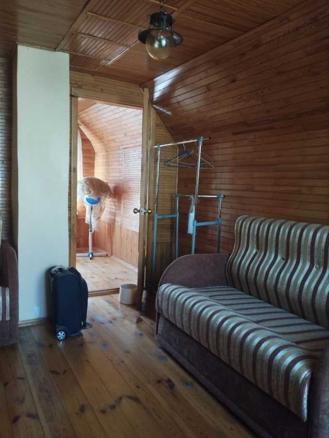 Продаж 3-кімнатної квартири 60 м², Грушева, 100