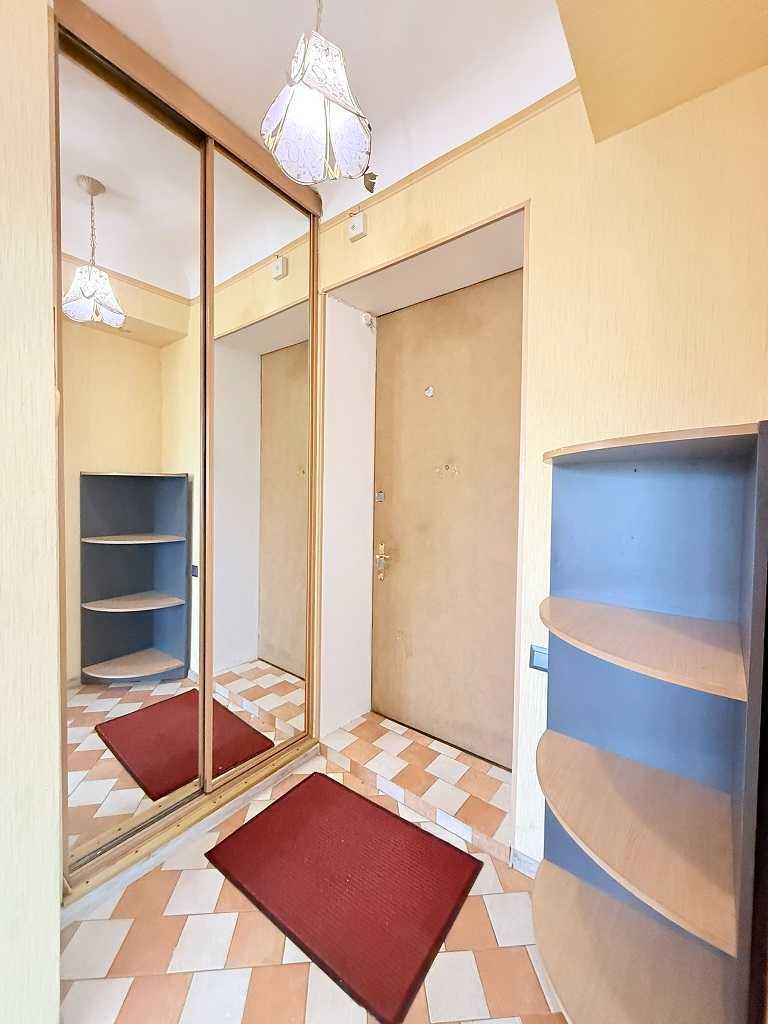 Продаж 2-кімнатної квартири 43 м², Монтажників вул., 53
