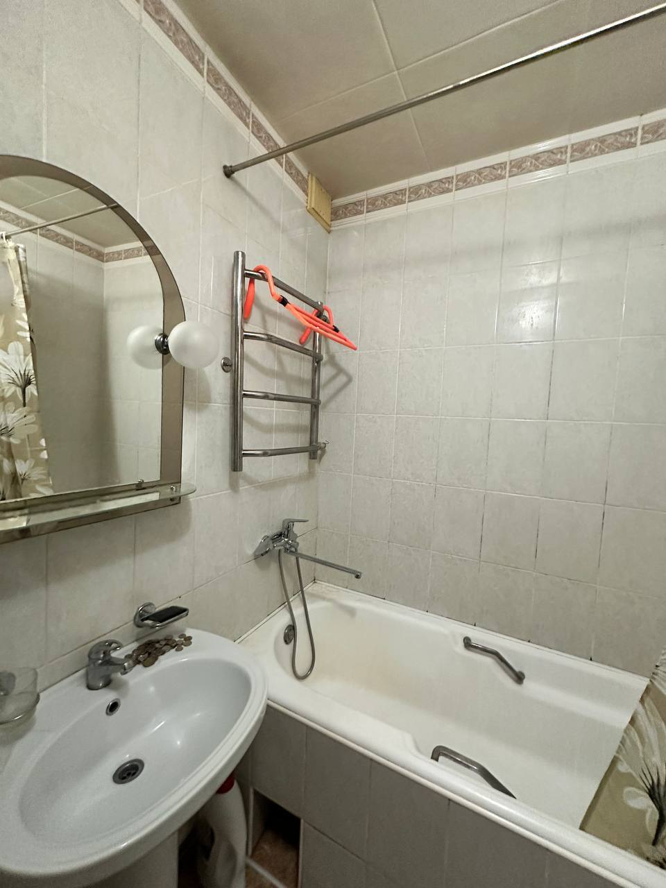 Оренда 1-кімнатної квартири 30 м², Івана Микитенка вул.