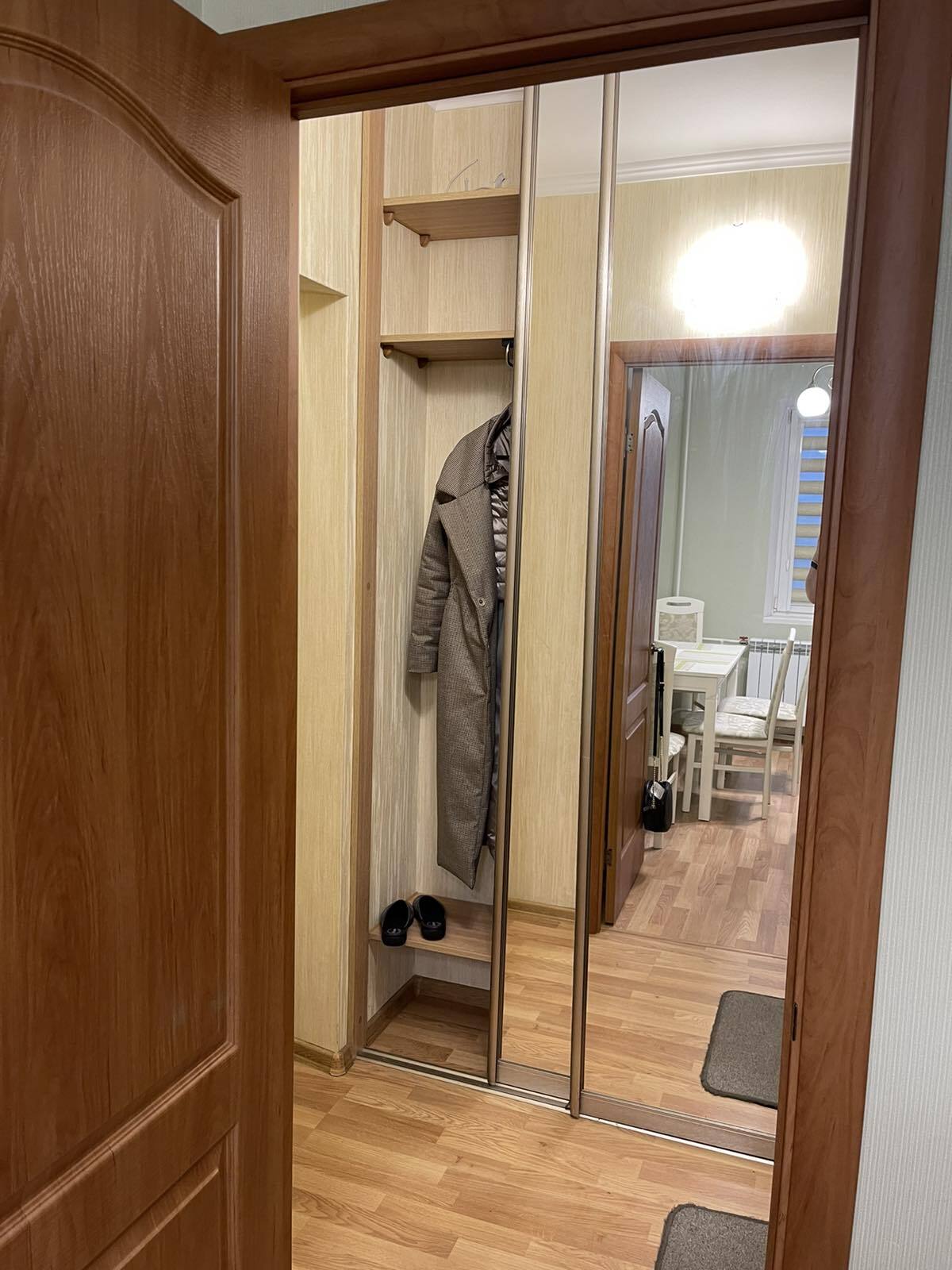 Аренда 3-комнатной квартиры 70 м², Николая Закревского ул., 37