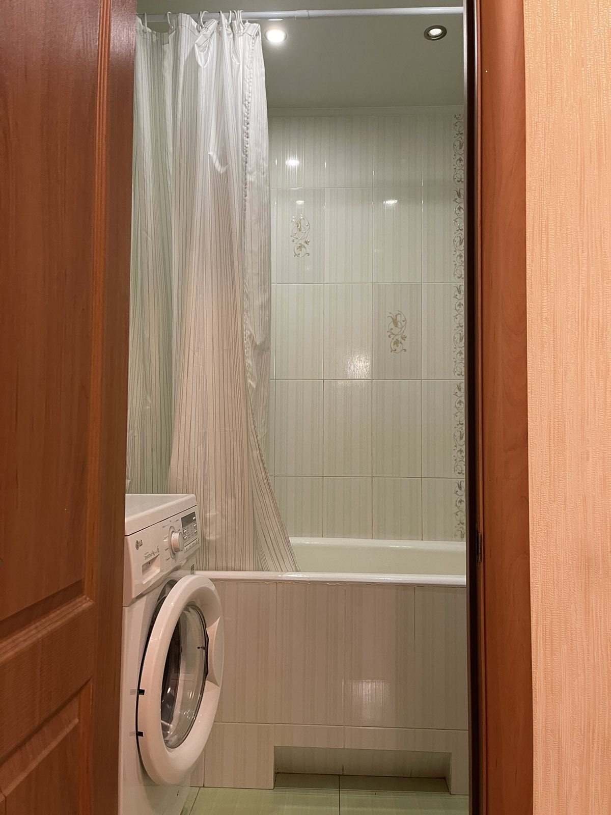 Аренда 3-комнатной квартиры 70 м², Николая Закревского ул., 37