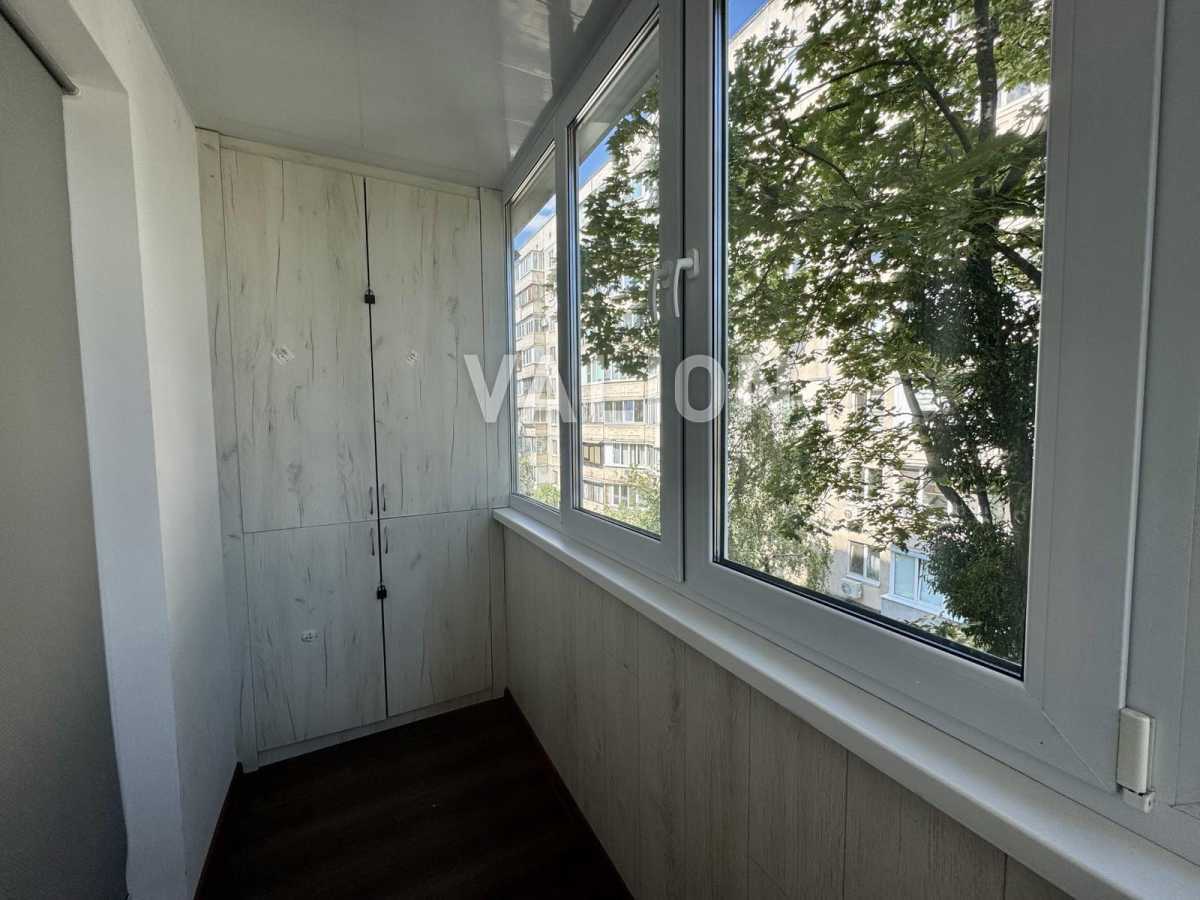 Продажа 1-комнатной квартиры 40 м², Светлицкого ул., 30/20