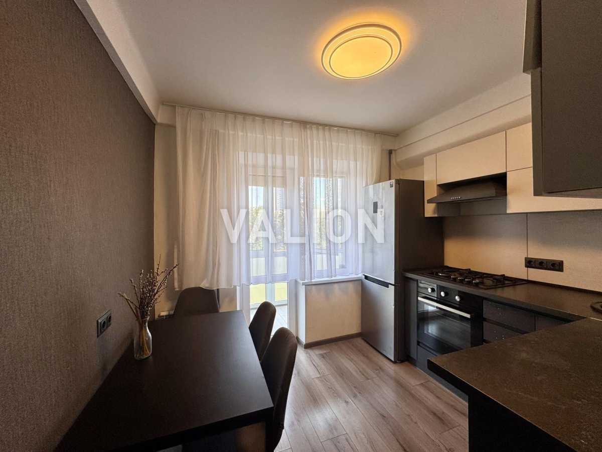 Продажа 1-комнатной квартиры 40 м², Светлицкого ул., 30/20