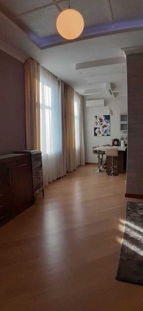 Продажа 4-комнатной квартиры 137 м², Дмитриевская ул., 66А
