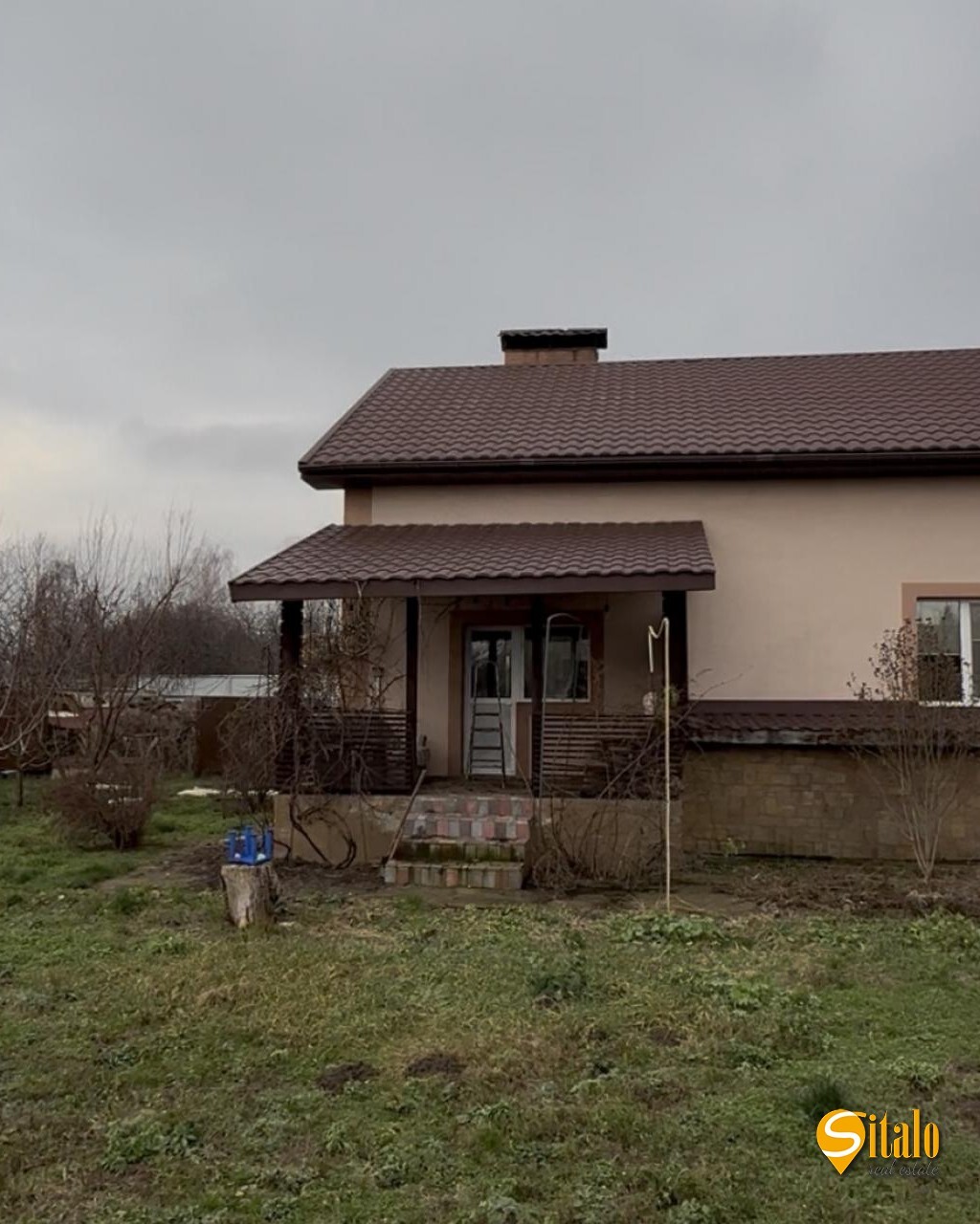 Продаж будинку 222 м²