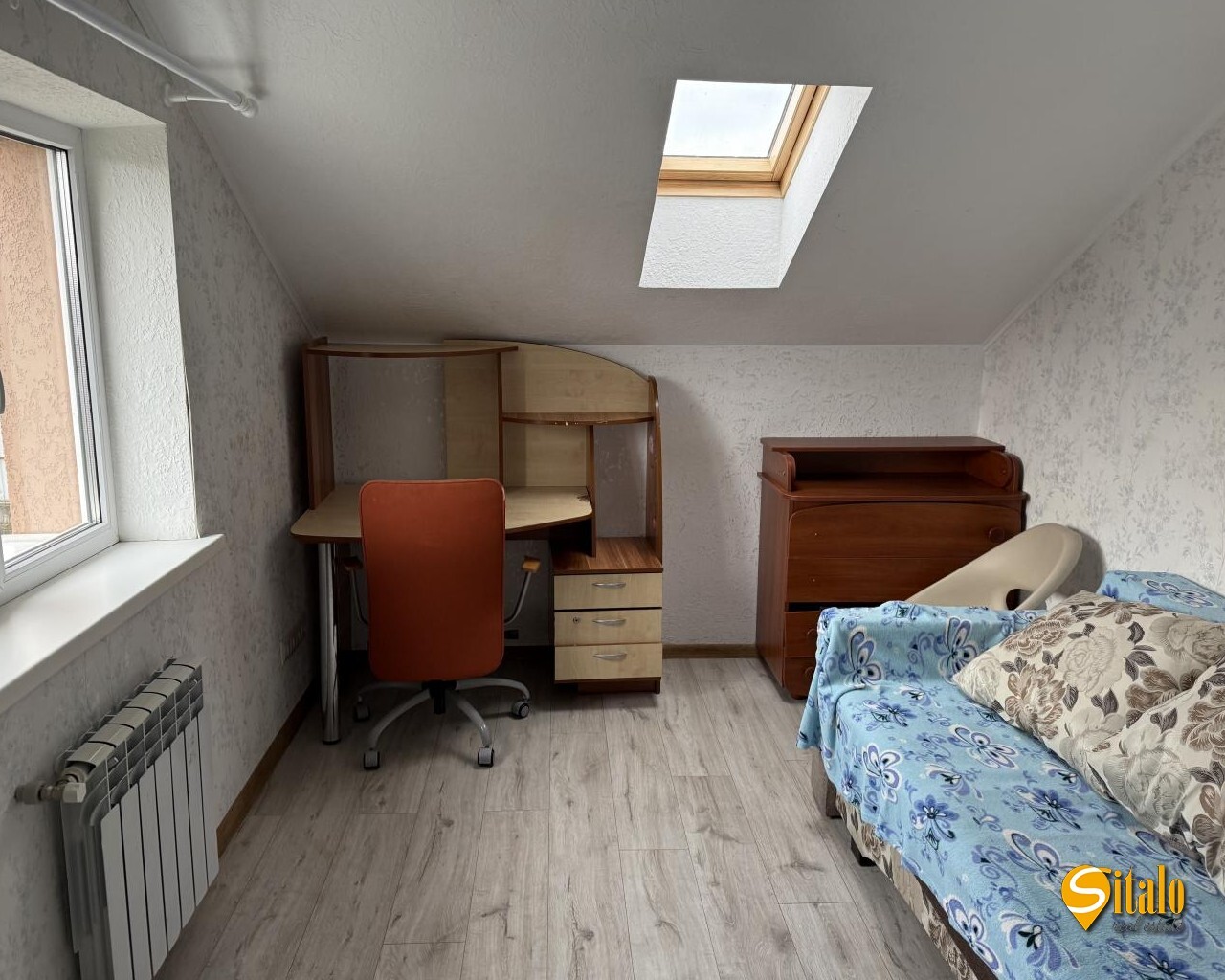 Продаж будинку 222 м²