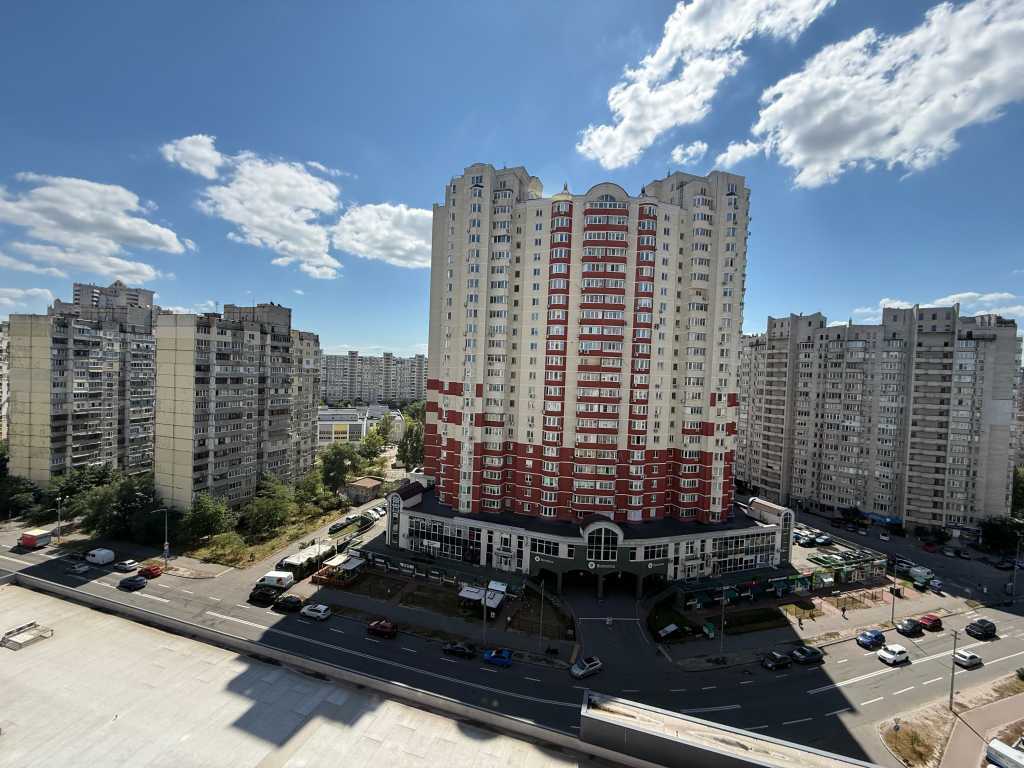 Продажа 2-комнатной квартиры 76.1 м², Урловская ул., 4А