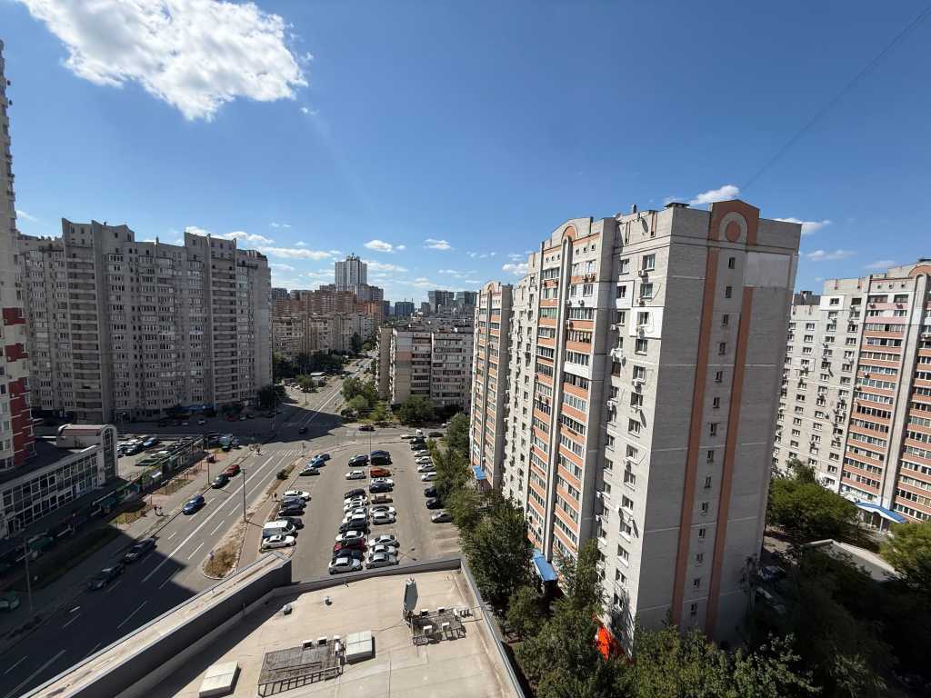 Продажа 2-комнатной квартиры 76.1 м², Урловская ул., 4А